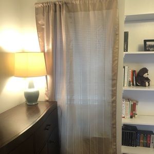 Light filtering curtains